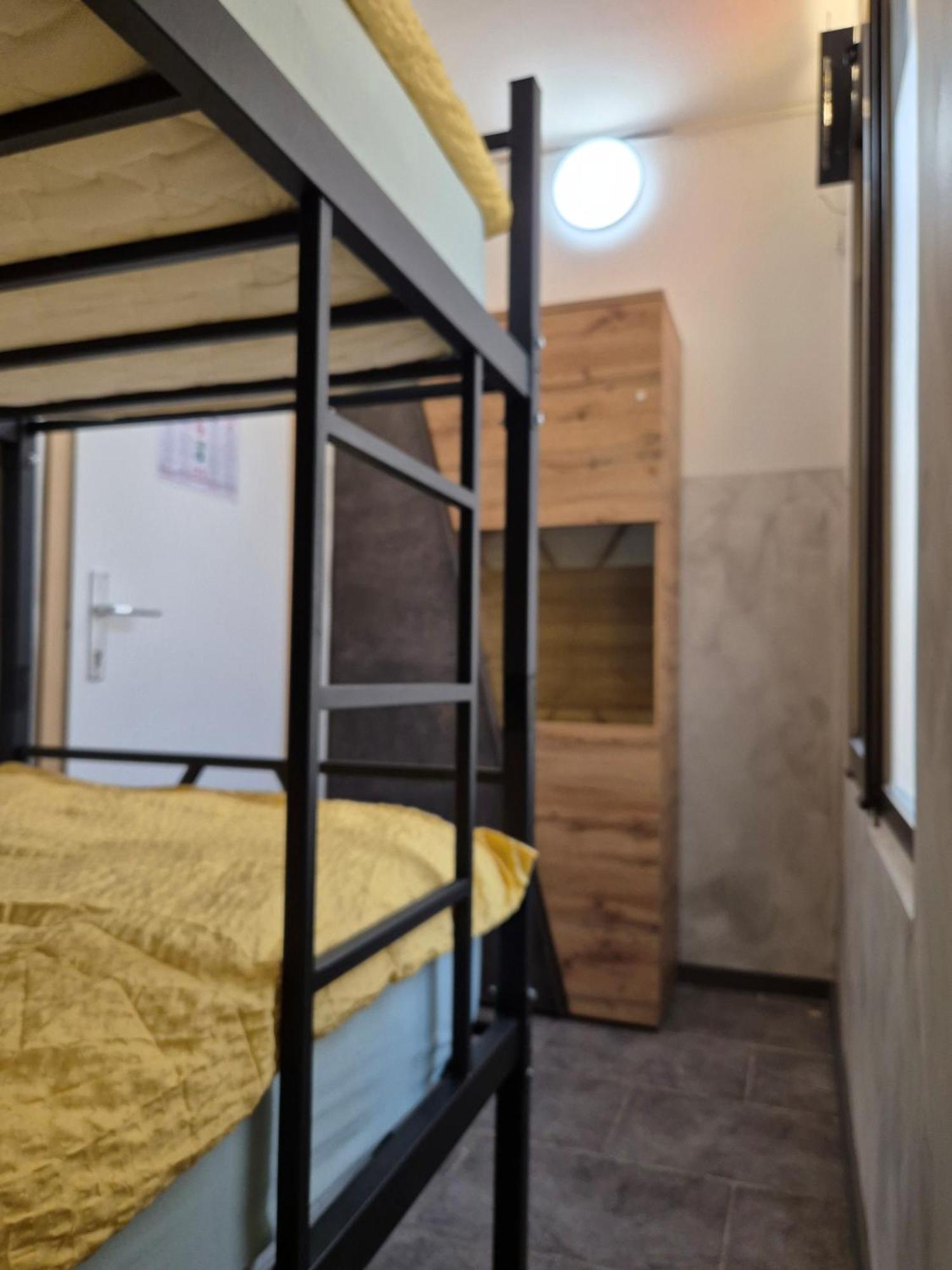 Bled Lesce Station Rooms And Beds Exterior foto